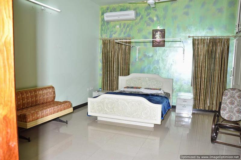 Suvarna Luxury Home Stay ไมซอร์ ภายนอก รูปภาพ